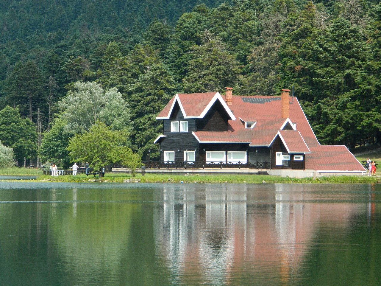 峨眉山与湖最新房价